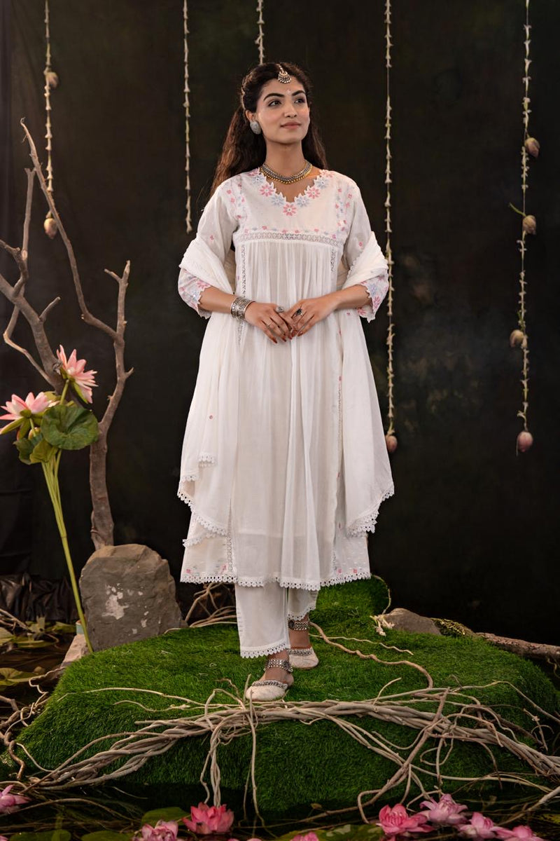 Mulson Ivory Blossom Suit Set