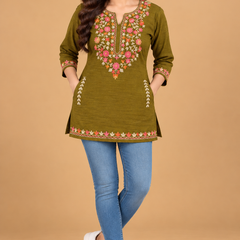 Women’s Multicolour Floral Embroidered Straight Kurta