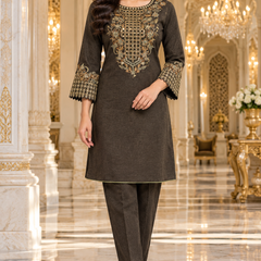 Elegant Floral Embroidered Kurta Pant Set for Women