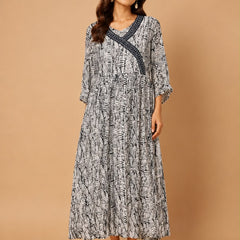 Women’s Black & White Abstract Leaf Print Tiered Maxi Dress | Casual Flowy Dress for Women