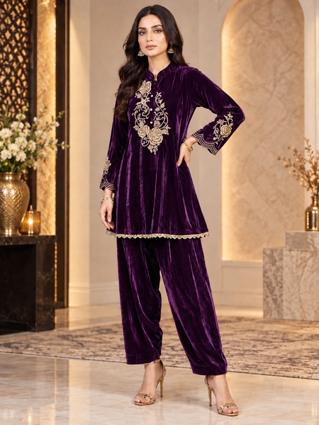 Emerald Noor Embroidered Velvet Co-ord Set
