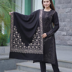 1.	Elegant & Classy
“Elegance that speaks without saying a word 🖤✨”
	2.	Sales Focused
 Never goes out of style ✨ Premium embroidered suit now available – DM to order!”
	3.	Luxury Vibe
“Grace stitched in threads of royalty 🖤🙈✨”
	4.	Punjabi Touch
“Ka