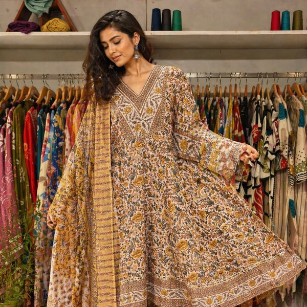 Mulson Vintage Bloom Suit Set