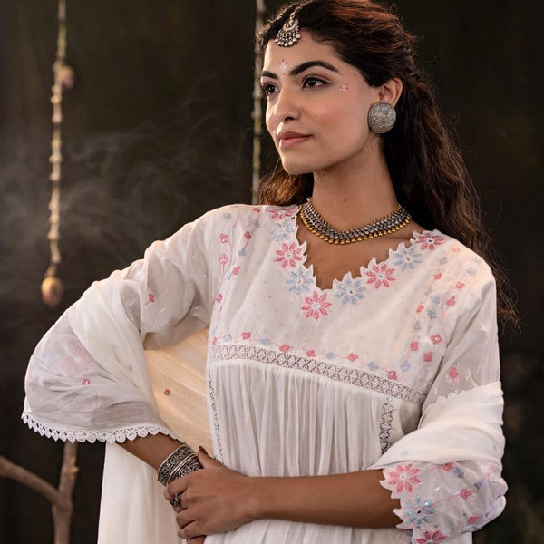 Mulson Ivory Blossom Suit Set