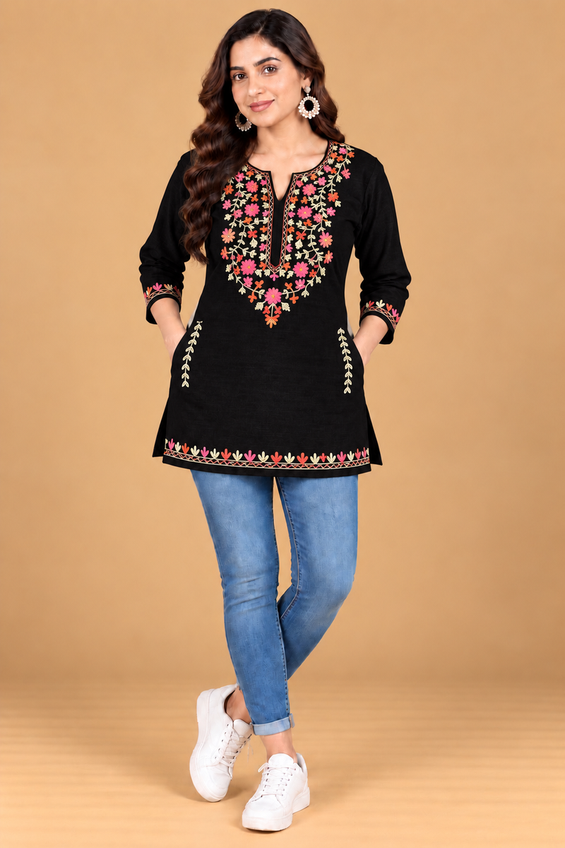 Women’s Multicolour Floral Embroidered Straight Kurta