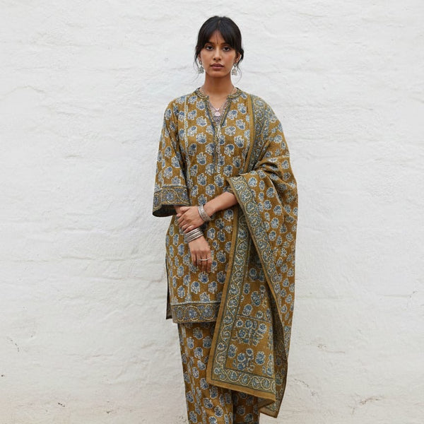 Rustic Zari Bloom Suit Set