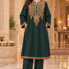 Kashmiri Embroidered Winter Phiran Set