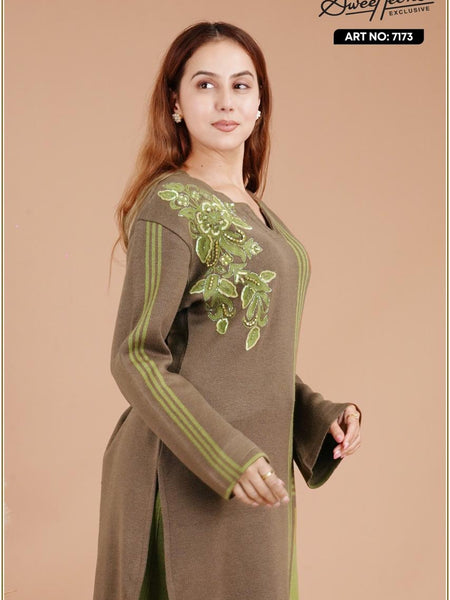 ✨ Elegant & Classy Captions
	1.	Elegance never goes out of style ✨
	2.	Because simple can be stunning ❤️
	3.	Grace in every detail ✨
	4.	Where tradition meets modern charm 🌸
	5.	Luxury is in the details ✨
	6.	Style that makes a statement—soft yet powerfu