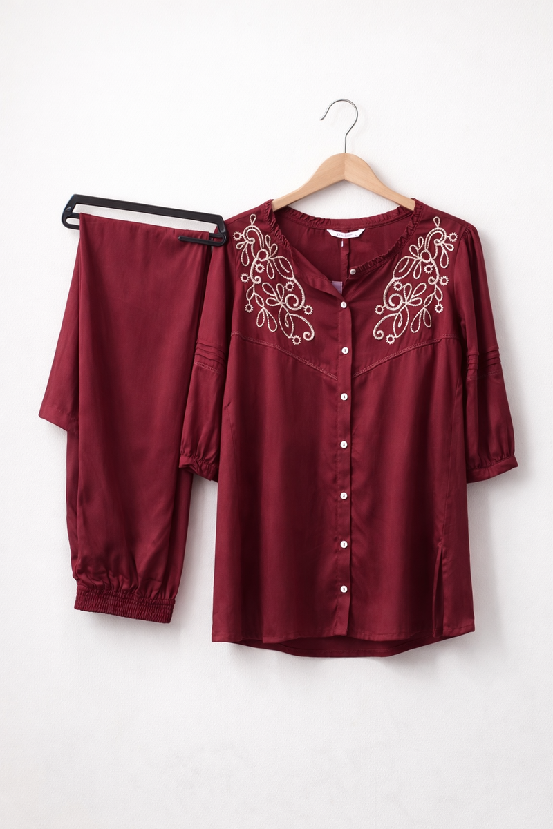 Elegant Embroidered Co-ord Set – Luxe Comfort Wear