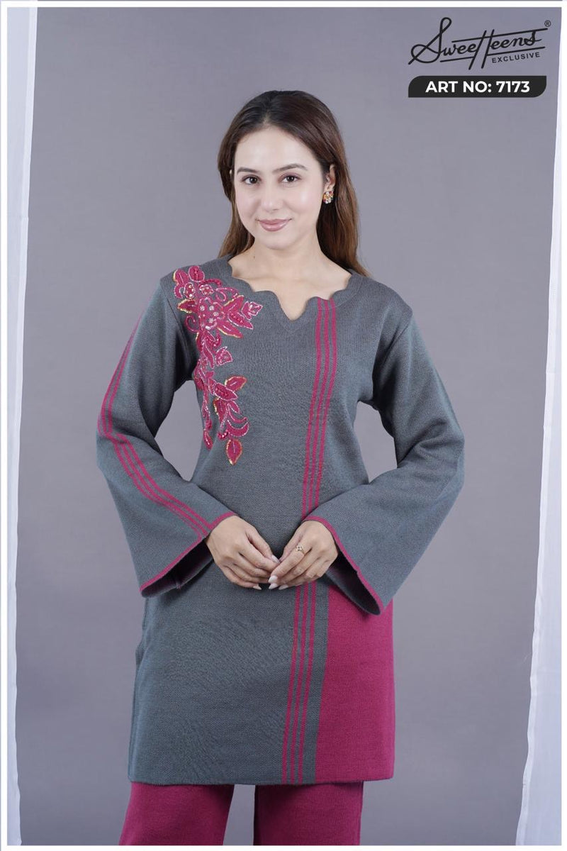 ✨ Elegant & Classy Captions
	1.	Elegance never goes out of style ✨
	2.	Because simple can be stunning ❤️
	3.	Grace in every detail ✨
	4.	Where tradition meets modern charm 🌸
	5.	Luxury is in the details ✨
	6.	Style that makes a statement—soft yet powerfu