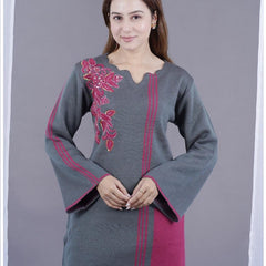 ✨ Elegant & Classy Captions
	1.	Elegance never goes out of style ✨
	2.	Because simple can be stunning ❤️
	3.	Grace in every detail ✨
	4.	Where tradition meets modern charm 🌸
	5.	Luxury is in the details ✨
	6.	Style that makes a statement—soft yet powerfu