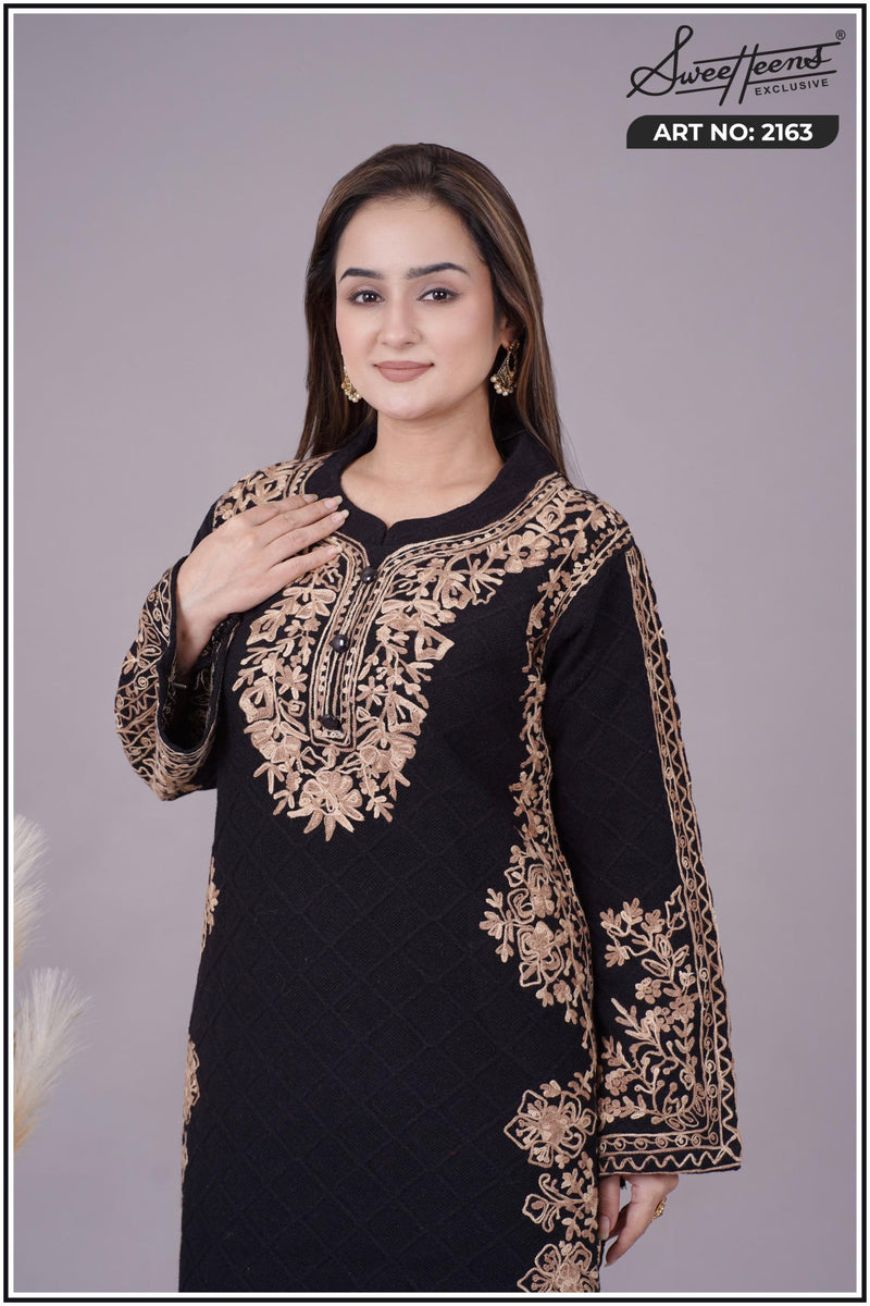 ELEGANT EMBROIDERY KURTI FROM SWEETTEENS EXCLUSIVE FEATURING INTRICATE GOLDEN THREAD WORK ON NECKLINE AND SLEEVES - A PERFECT BLEND OF GRACE AND STYLE FOR FESTIVE AND PARTY WEAR.SWT 2163.