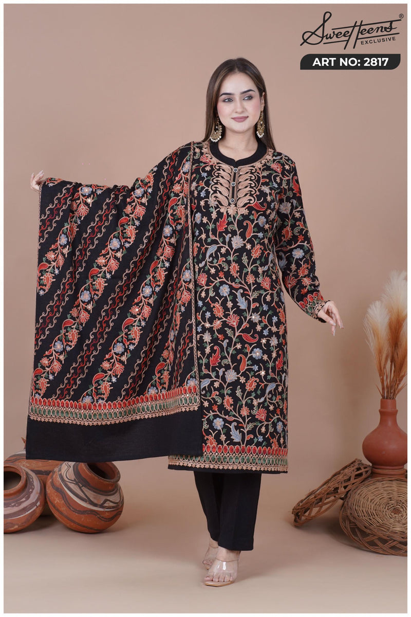 ELEGENT KURTI SET EMBROIDERY KURTI FROM SWEETTEENS EXCLUSIVE FEATURING INTRICATE GOLDEN THREAD WORK ON NECKLINE AND SLEEVES-A PERFECT BLEND OF GRACE AND STYLE FOR FESTIVE AND PARTY WEAR. SWT 2817.