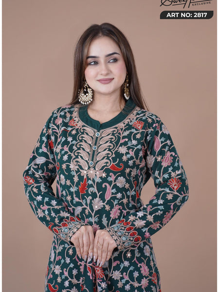 ELEGENT KURTI SET EMBROIDERY KURTI FROM SWEETTEENS EXCLUSIVE FEATURING INTRICATE GOLDEN THREAD WORK ON NECKLINE AND SLEEVES-A PERFECT BLEND OF GRACE AND STYLE FOR FESTIVE AND PARTY WEAR. SWT 2817.