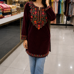 Women’s Mustard Yellow Floral Embroidered Straight Kurta