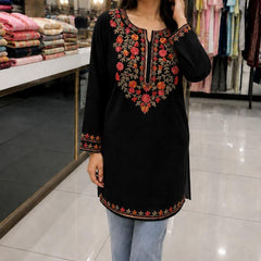 Women’s Mustard Yellow Floral Embroidered Straight Kurta