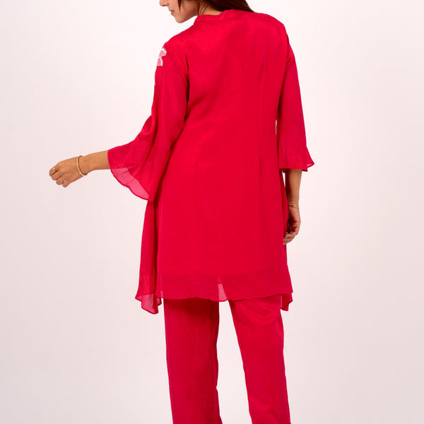 Red kurta set with white embroidery For Women