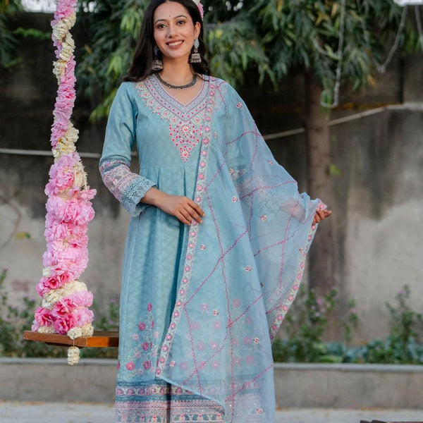 Light Blue Floral Embroidered Kurta Set Mulson  with Chiffon Dupatta