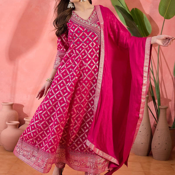 Ankara kali Mulson Magenta Embroidered Kurta Set with